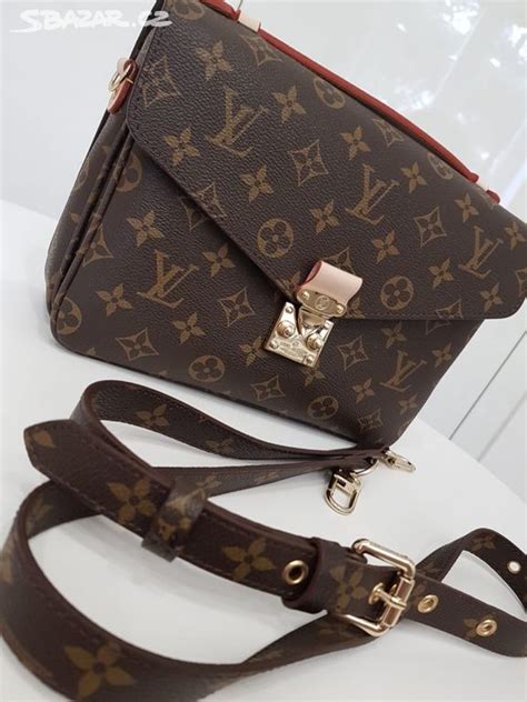 louis vuitton kabelka crossbody|louis vuitton monogram bag.